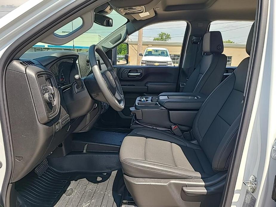 new 2024 Chevrolet Silverado 3500 car, priced at $61,995