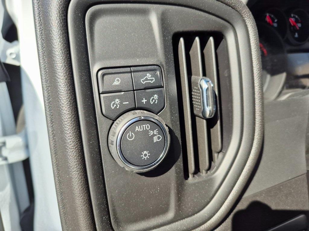 new 2025 Chevrolet Silverado 2500 car, priced at $56,712