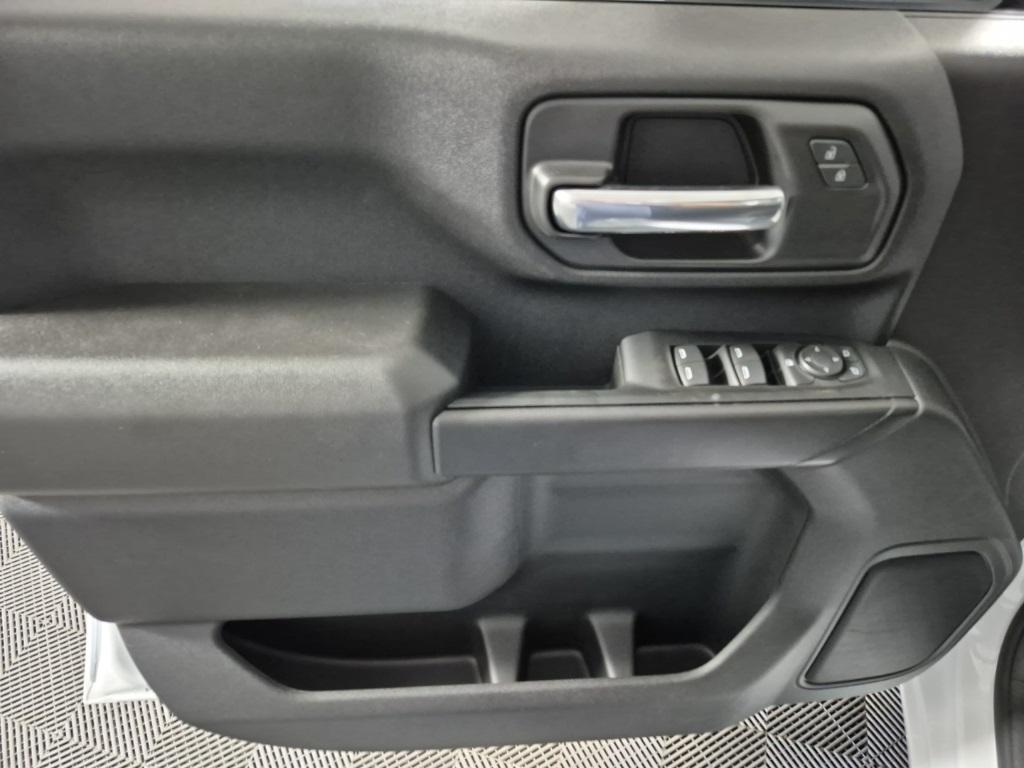 new 2025 Chevrolet Silverado 2500 car, priced at $53,308