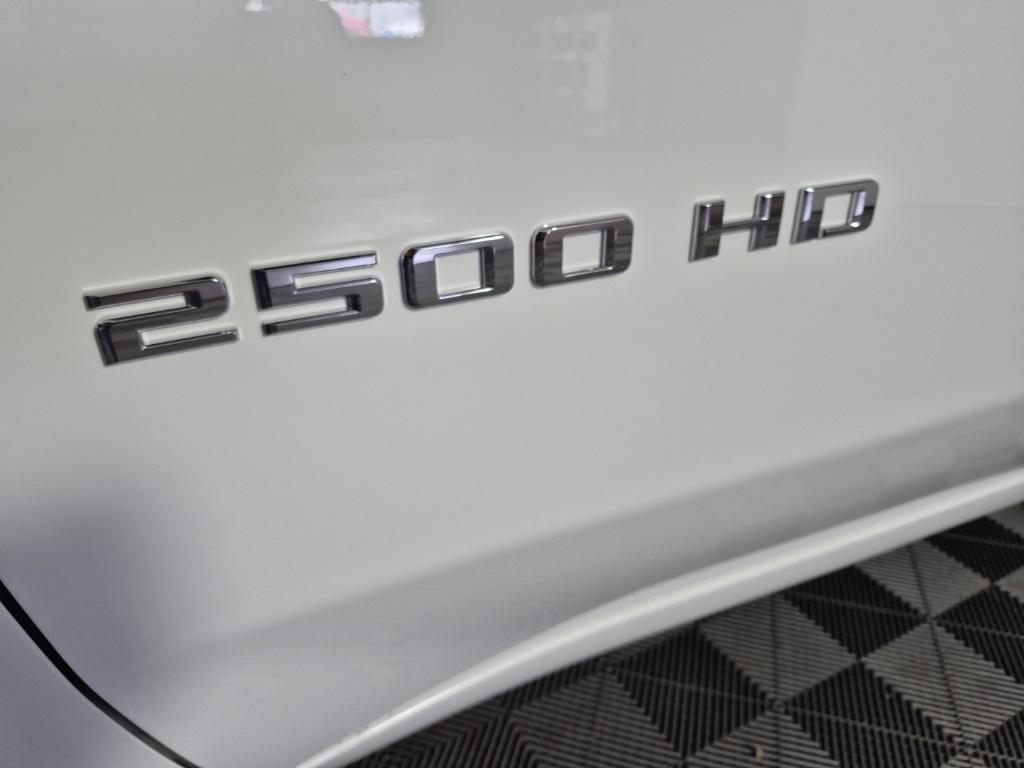 new 2025 Chevrolet Silverado 2500 car, priced at $53,308