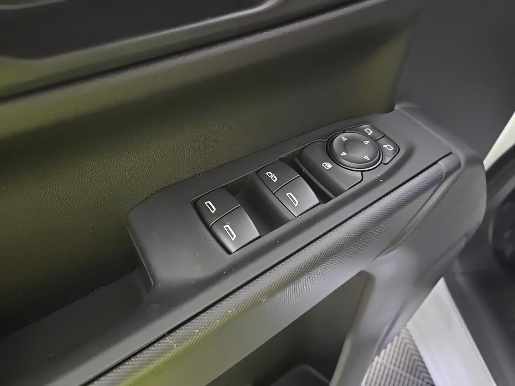 new 2025 Chevrolet Silverado 1500 car, priced at $43,820