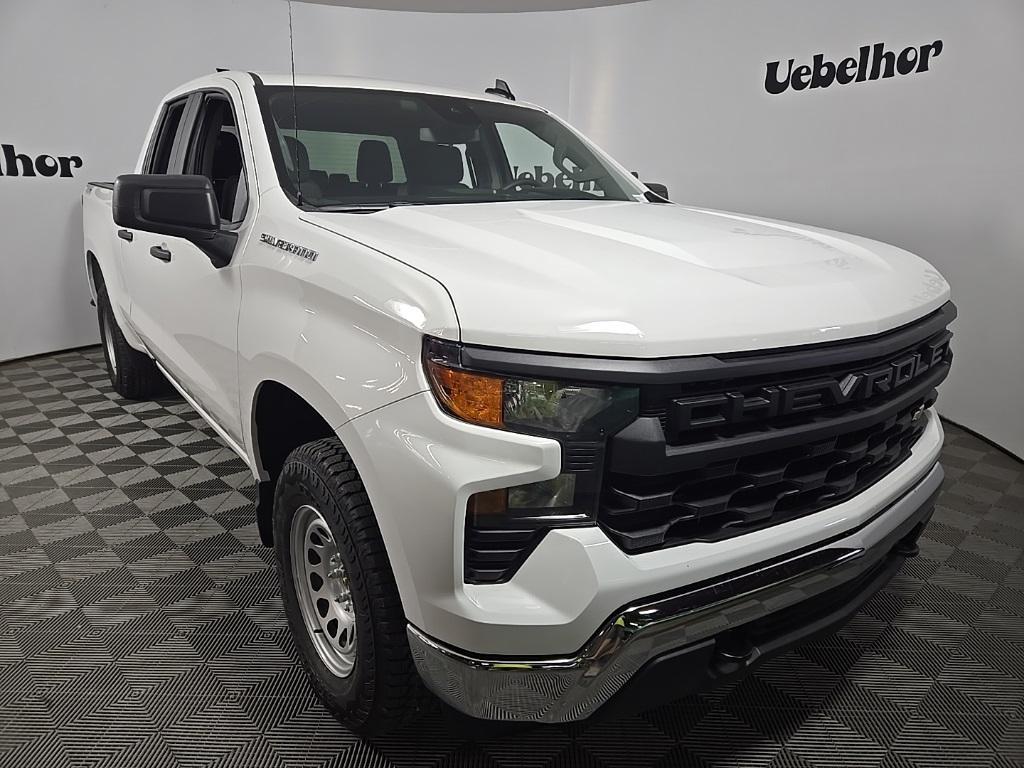 new 2025 Chevrolet Silverado 1500 car, priced at $43,820