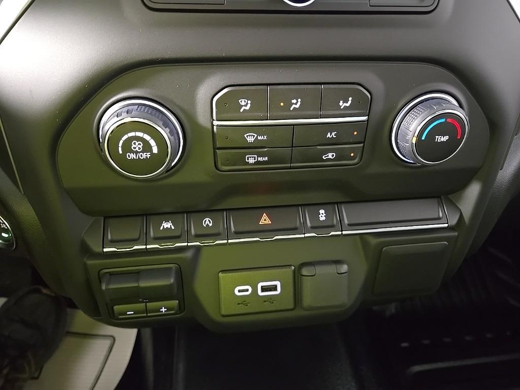 new 2025 Chevrolet Silverado 1500 car, priced at $43,820