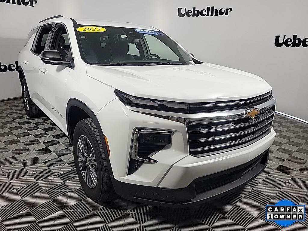 used 2025 Chevrolet Traverse car, priced at $40,995