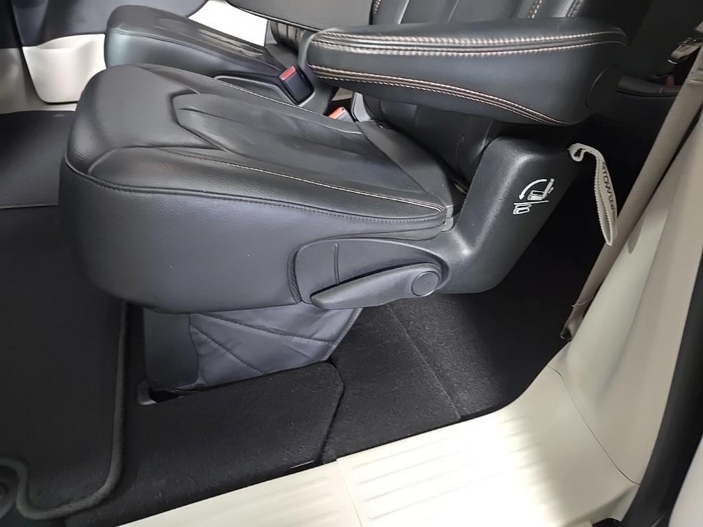 used 2017 Chrysler Pacifica car, priced at $10,750