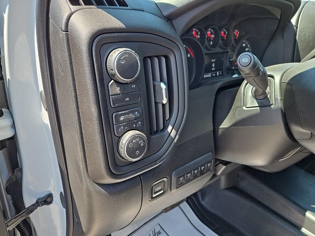 new 2025 Chevrolet Silverado 2500 car, priced at $60,595