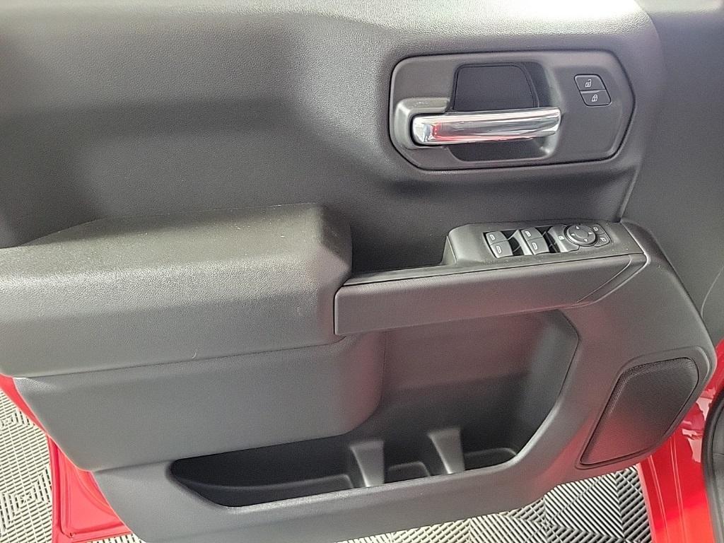 new 2025 Chevrolet Silverado 1500 car, priced at $48,985