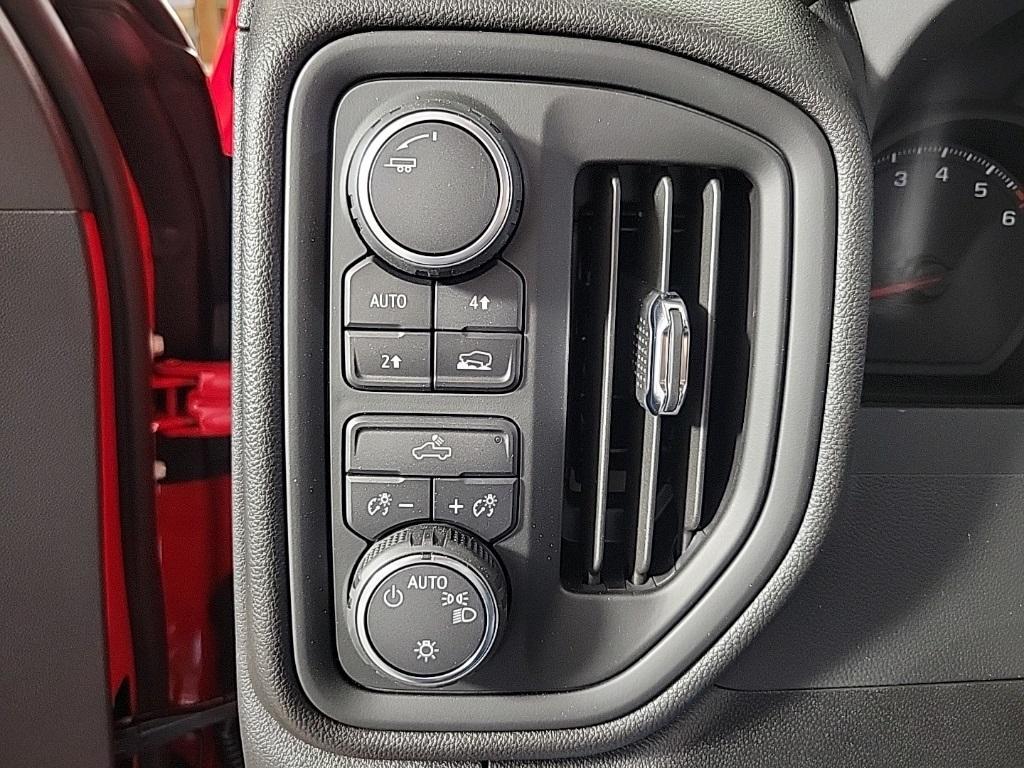 new 2025 Chevrolet Silverado 1500 car, priced at $48,985