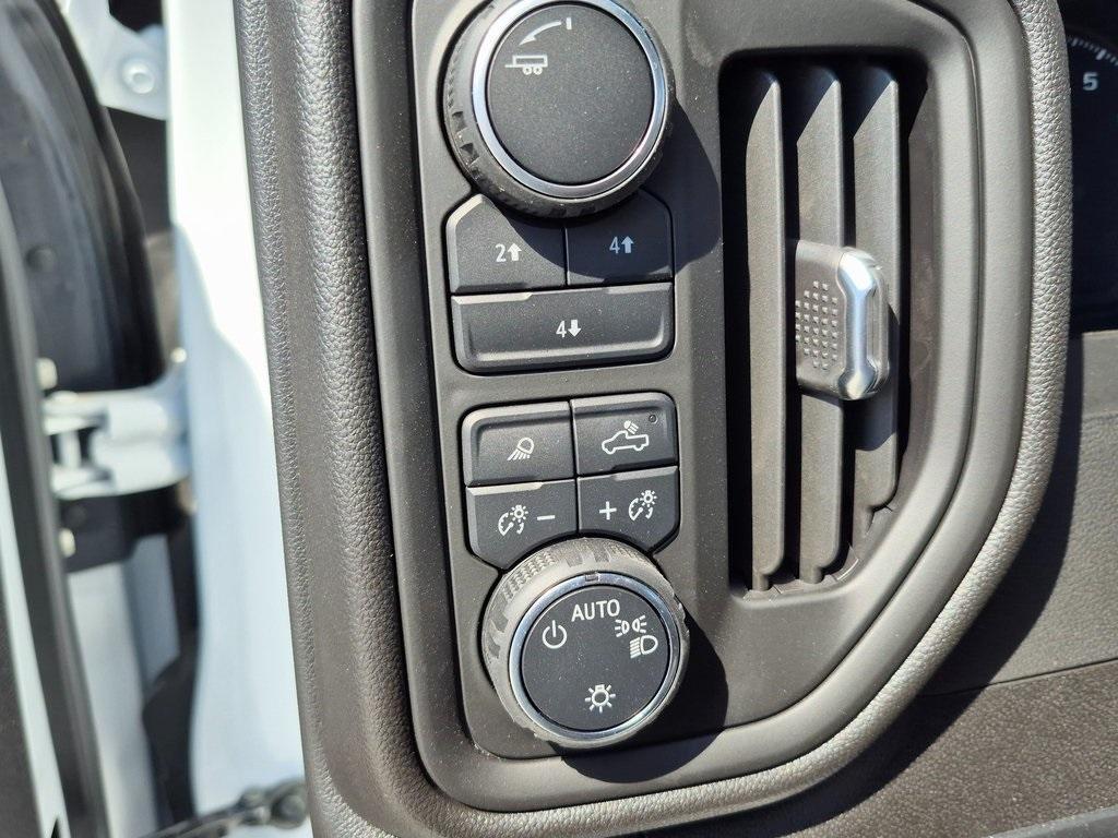 new 2025 Chevrolet Silverado 2500 car, priced at $63,995
