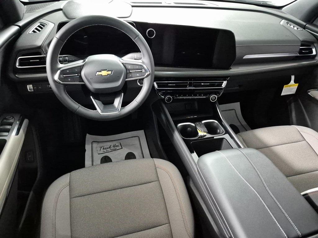 new 2026 Chevrolet Traverse car, priced at $44,385