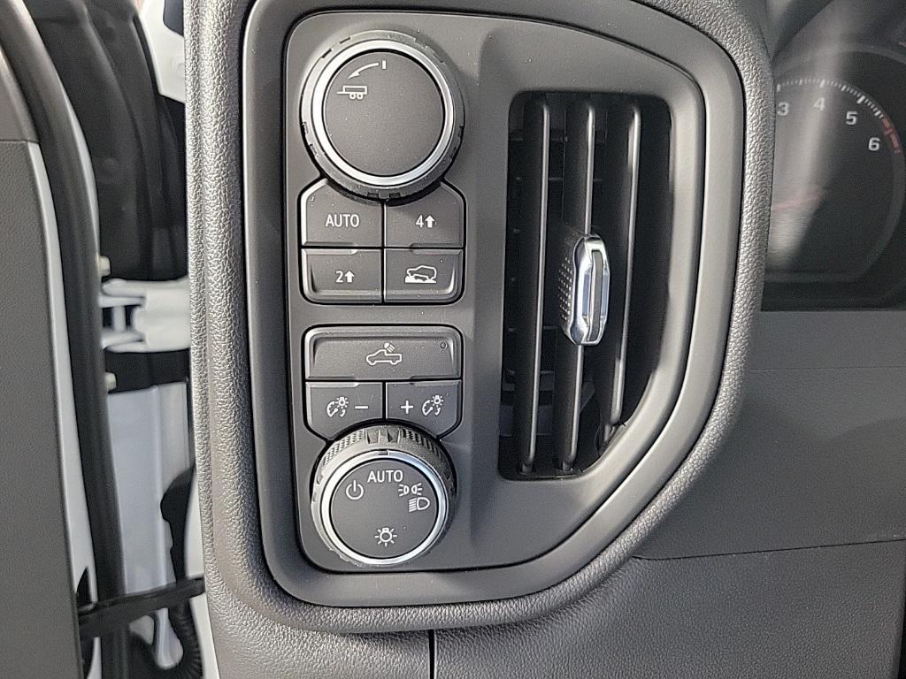 new 2025 Chevrolet Silverado 1500 car, priced at $43,875