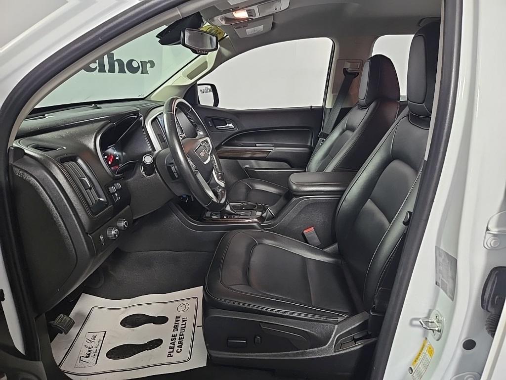used 2022 GMC Canyon car, priced at $35,500