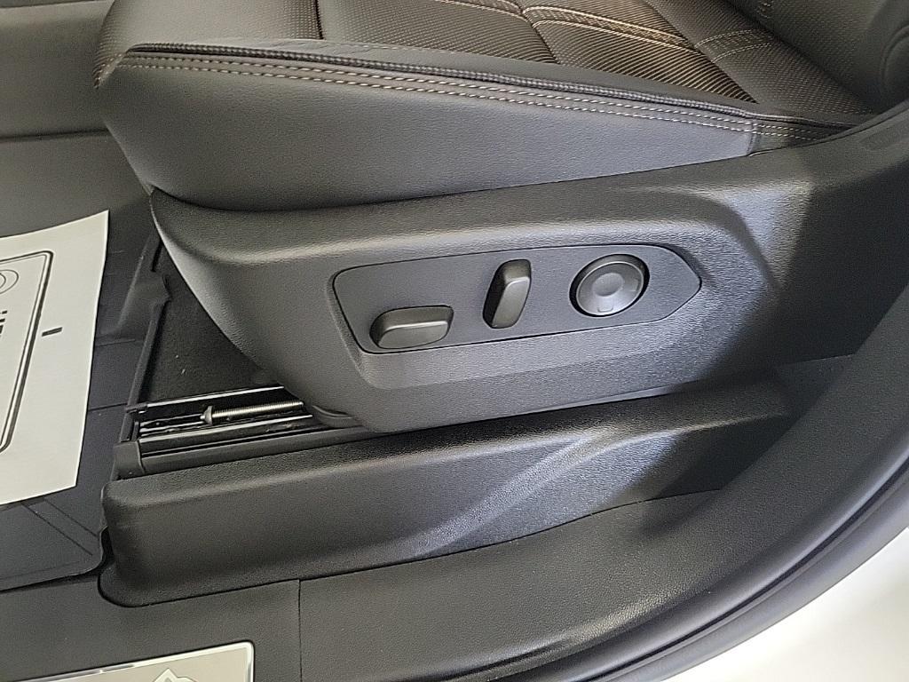 new 2025 Chevrolet Suburban car, priced at $88,375