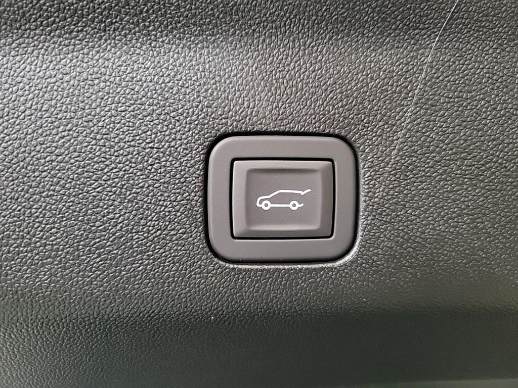 new 2025 Chevrolet Suburban car, priced at $88,375