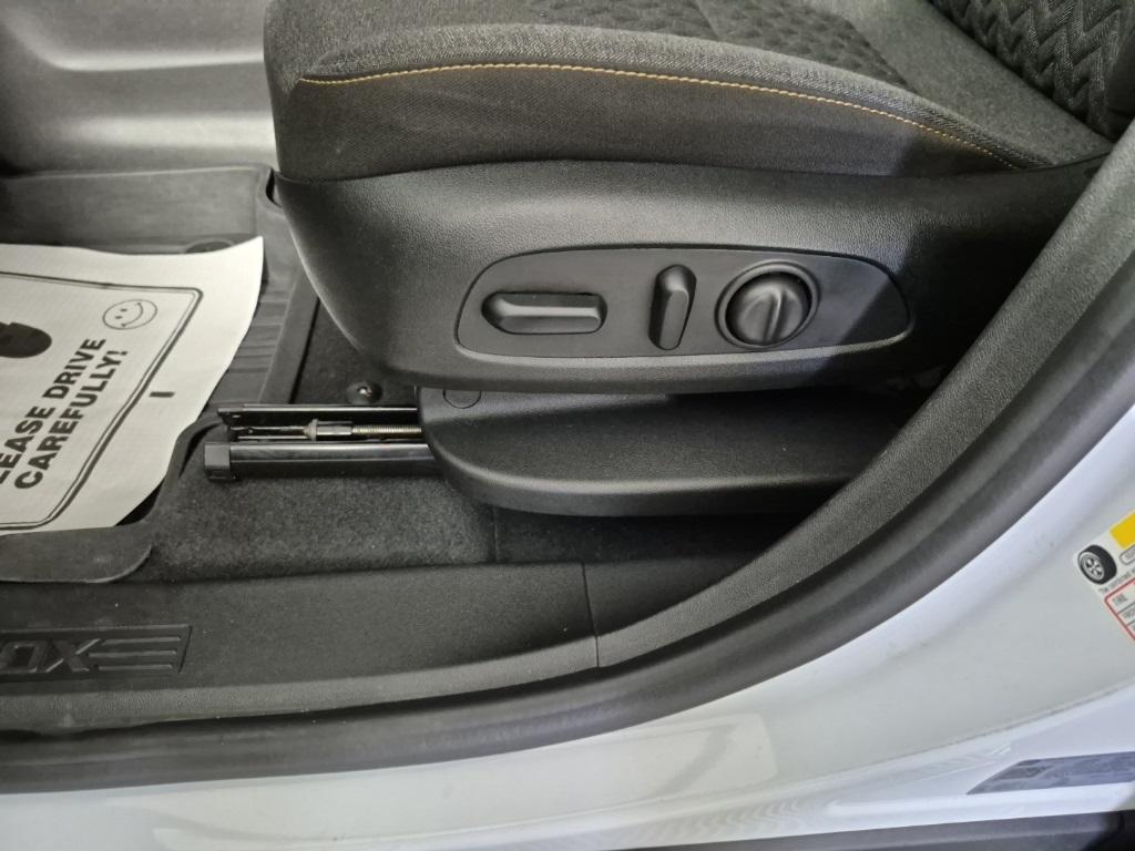 used 2023 Chevrolet Equinox car, priced at $25,000