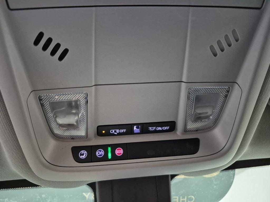 used 2023 Chevrolet Equinox car, priced at $25,000