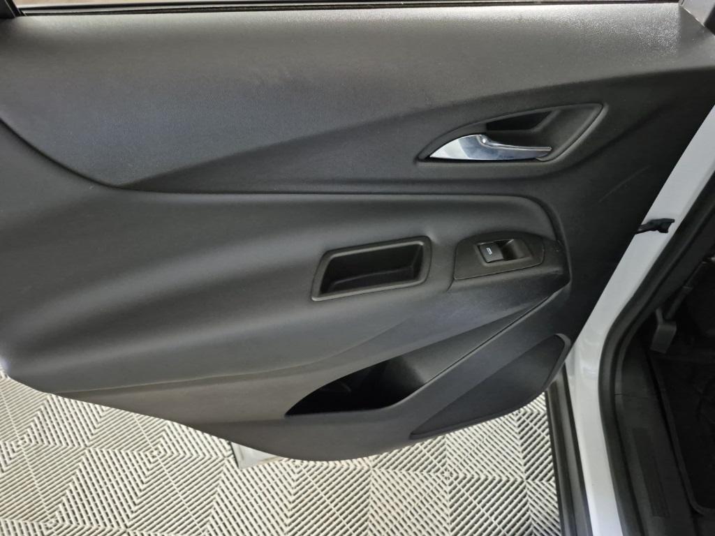 used 2023 Chevrolet Equinox car, priced at $25,000