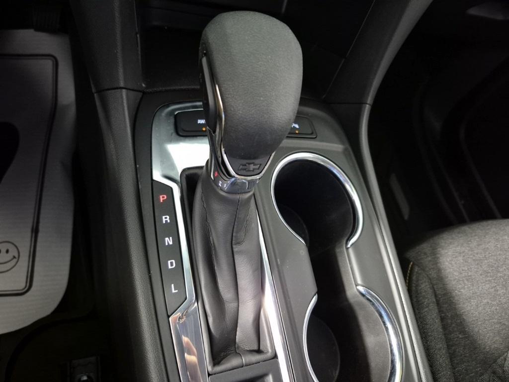 used 2023 Chevrolet Equinox car, priced at $25,000