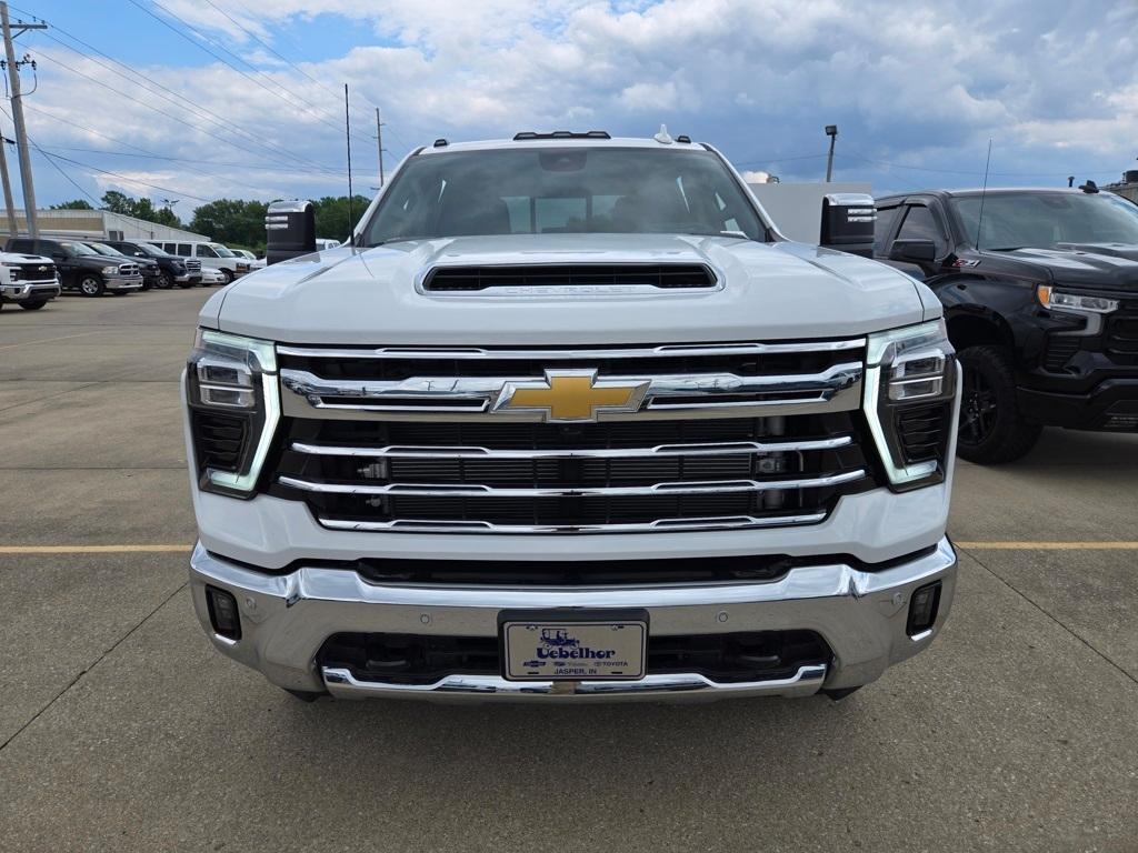new 2025 Chevrolet Silverado 3500 car