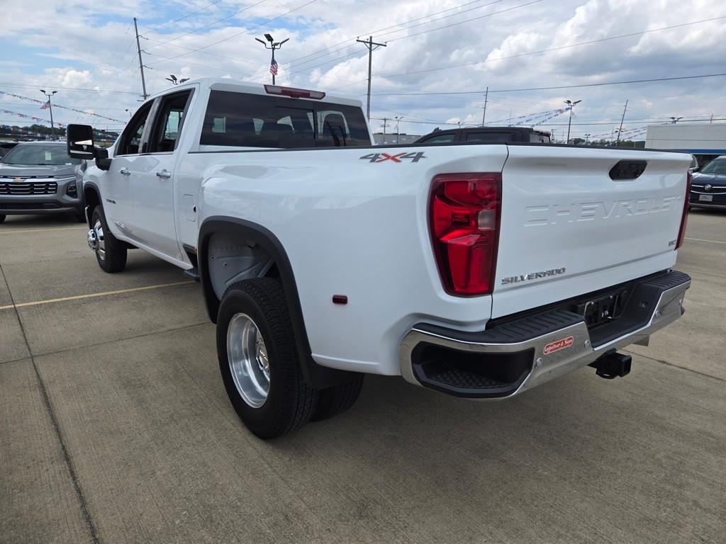 new 2025 Chevrolet Silverado 3500 car