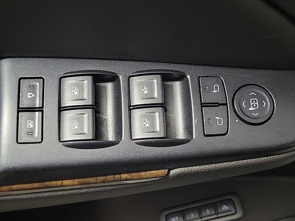 used 2015 Chevrolet Tahoe car, priced at $19,250
