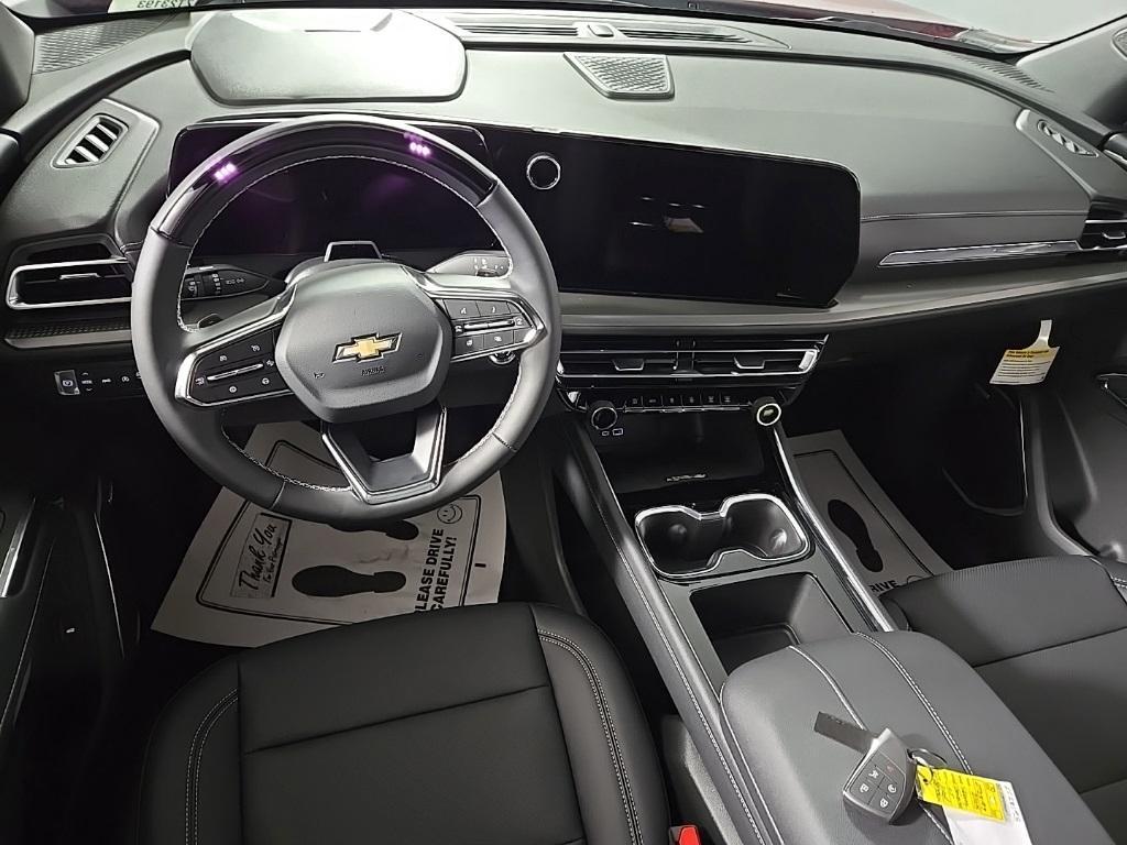 new 2025 Chevrolet Traverse car, priced at $50,530