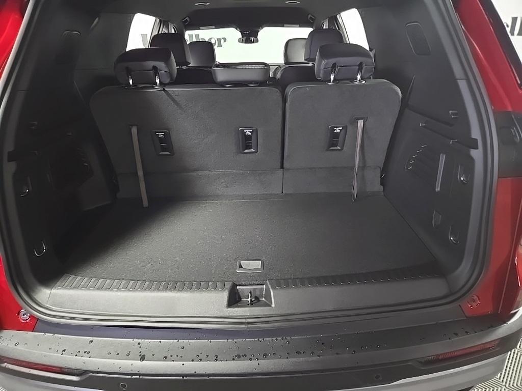 new 2025 Chevrolet Traverse car, priced at $50,530