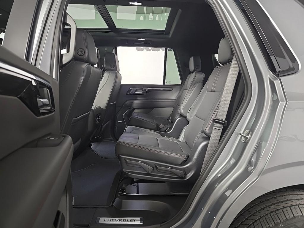 new 2025 Chevrolet Tahoe car, priced at $76,915