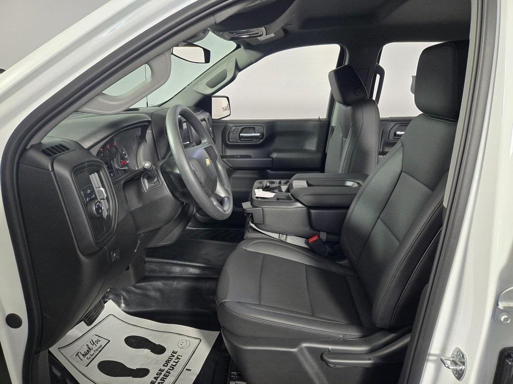 new 2025 Chevrolet Silverado 1500 car, priced at $40,425