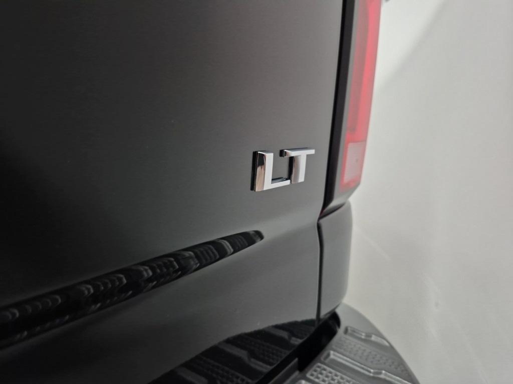 new 2025 Chevrolet Silverado 2500 car
