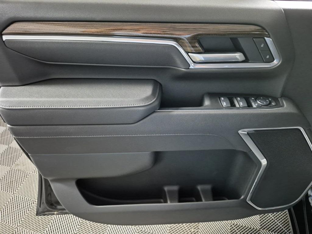 new 2025 Chevrolet Silverado 2500 car