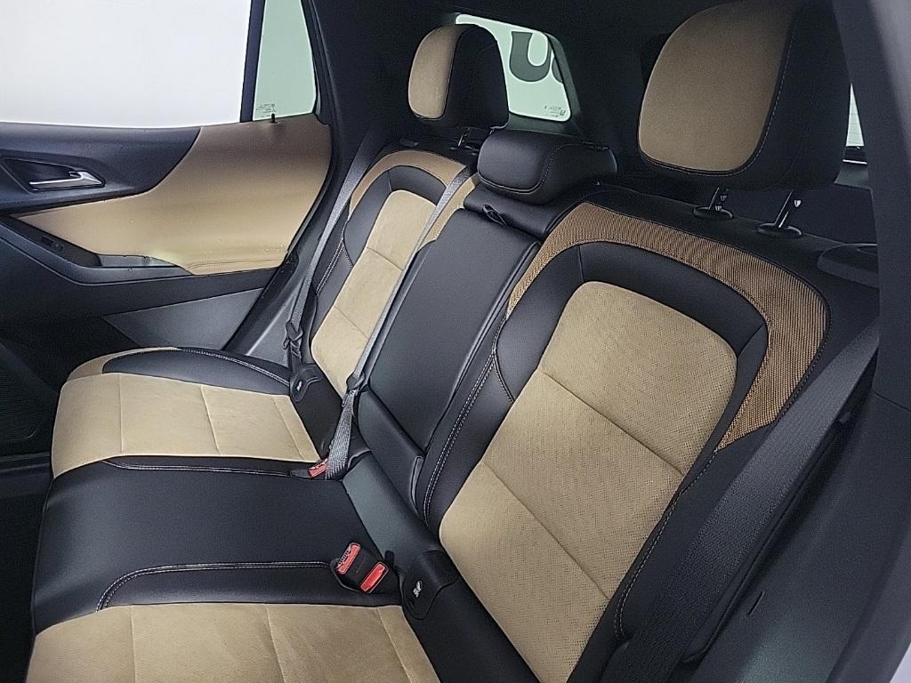 new 2026 Chevrolet Equinox car, priced at $39,265