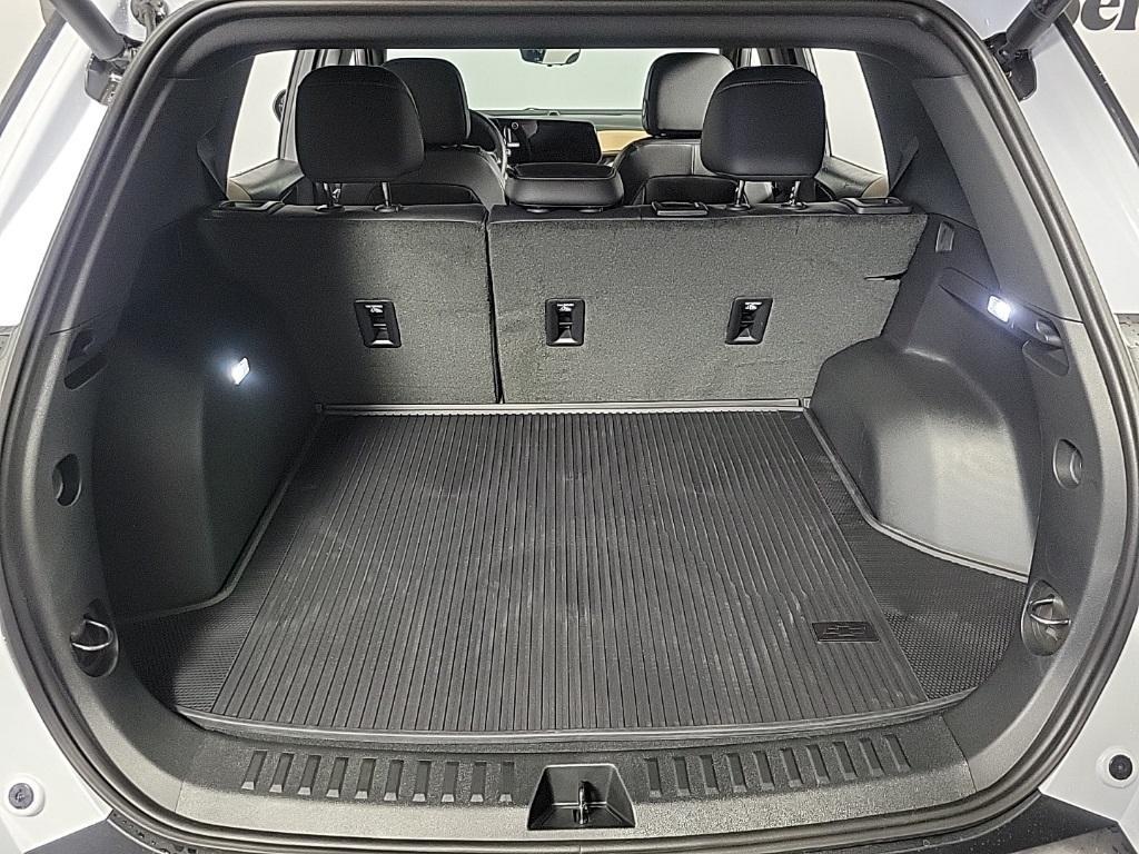 new 2026 Chevrolet Equinox car, priced at $39,265