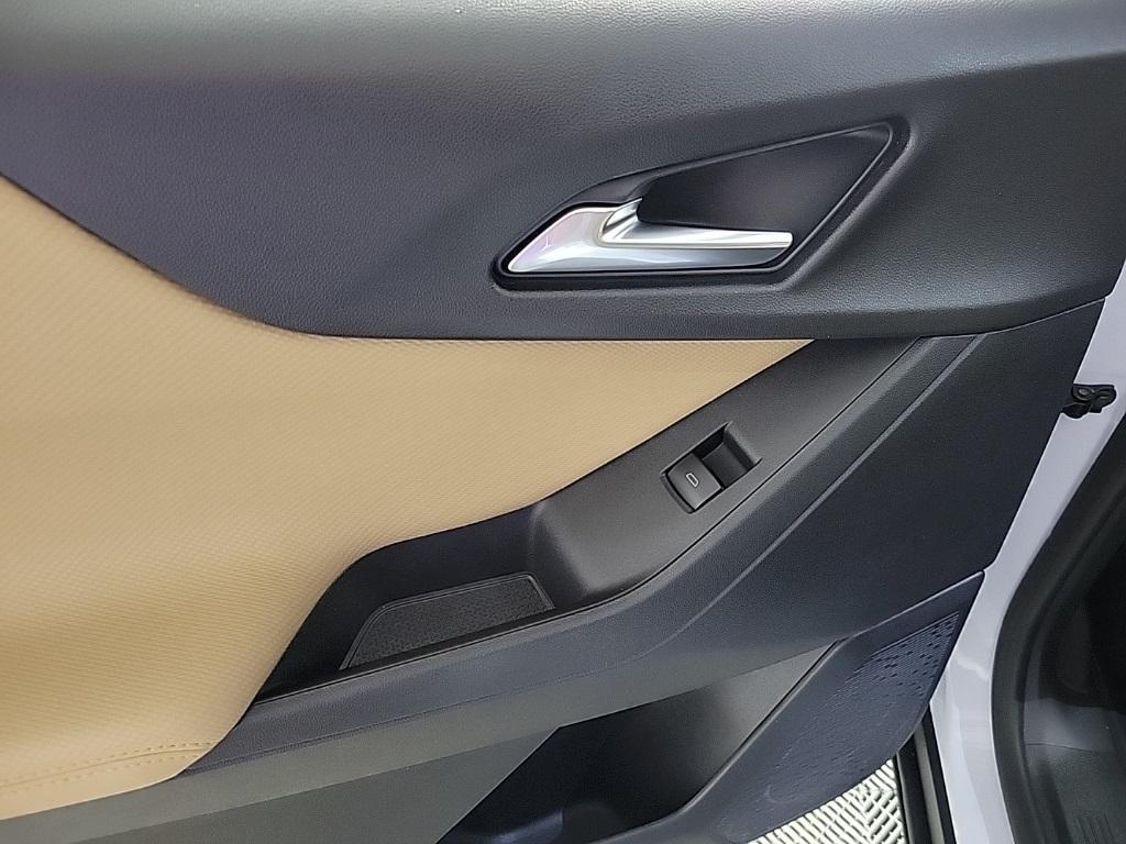 new 2026 Chevrolet Equinox car, priced at $39,265