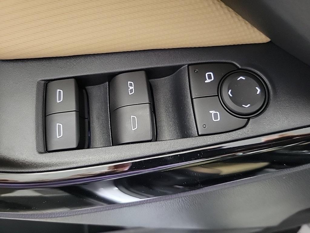 new 2026 Chevrolet Equinox car, priced at $39,265