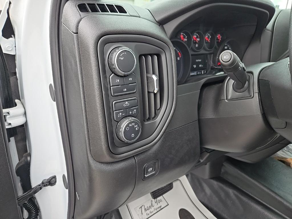 new 2025 Chevrolet Silverado 2500 car, priced at $58,995