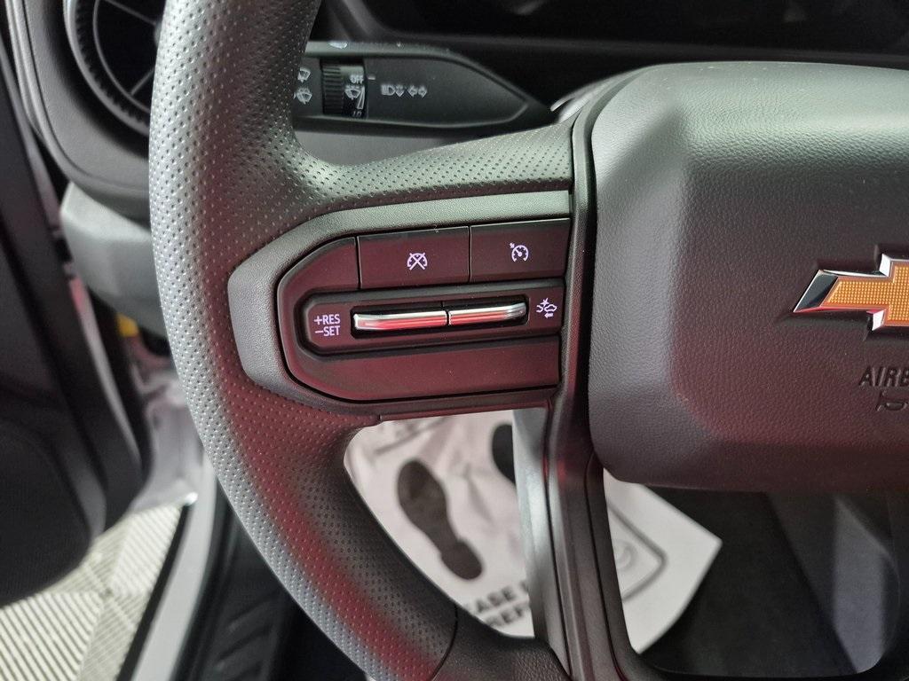 new 2025 Chevrolet Colorado car, priced at $35,295