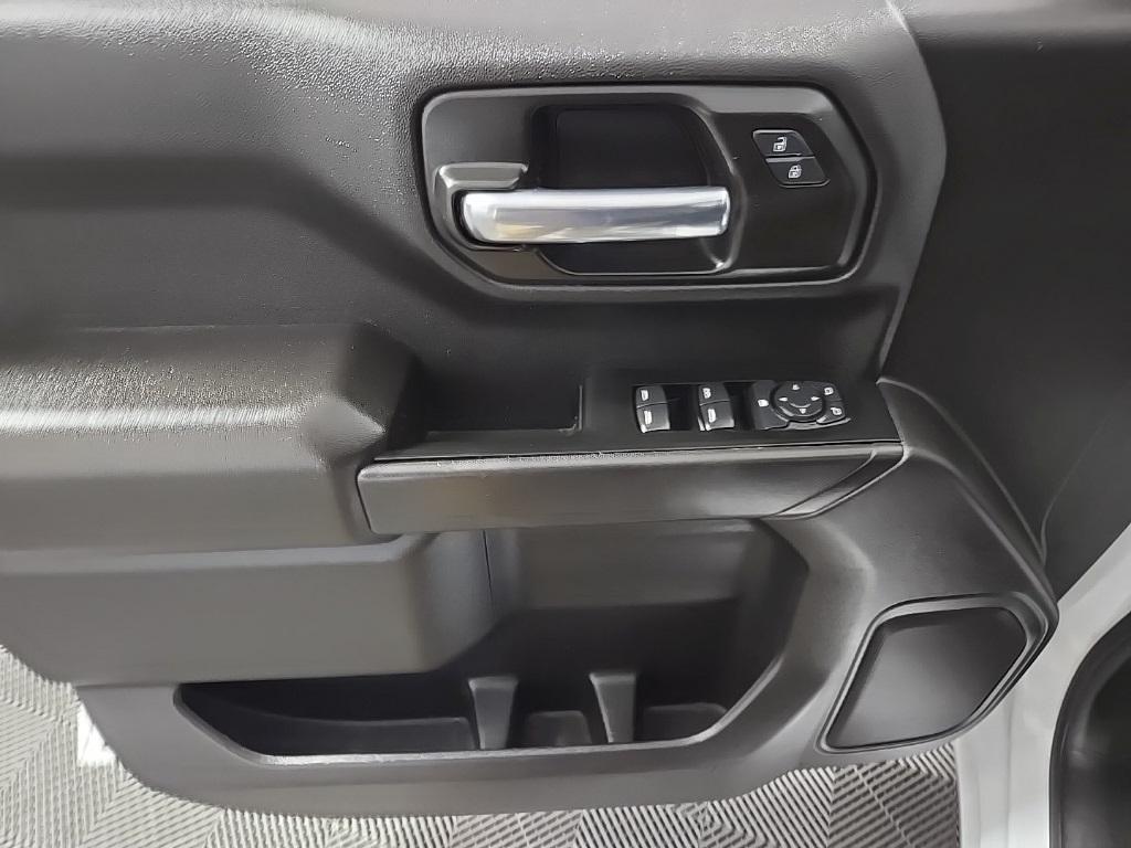 used 2022 Chevrolet Silverado 1500 car, priced at $32,995