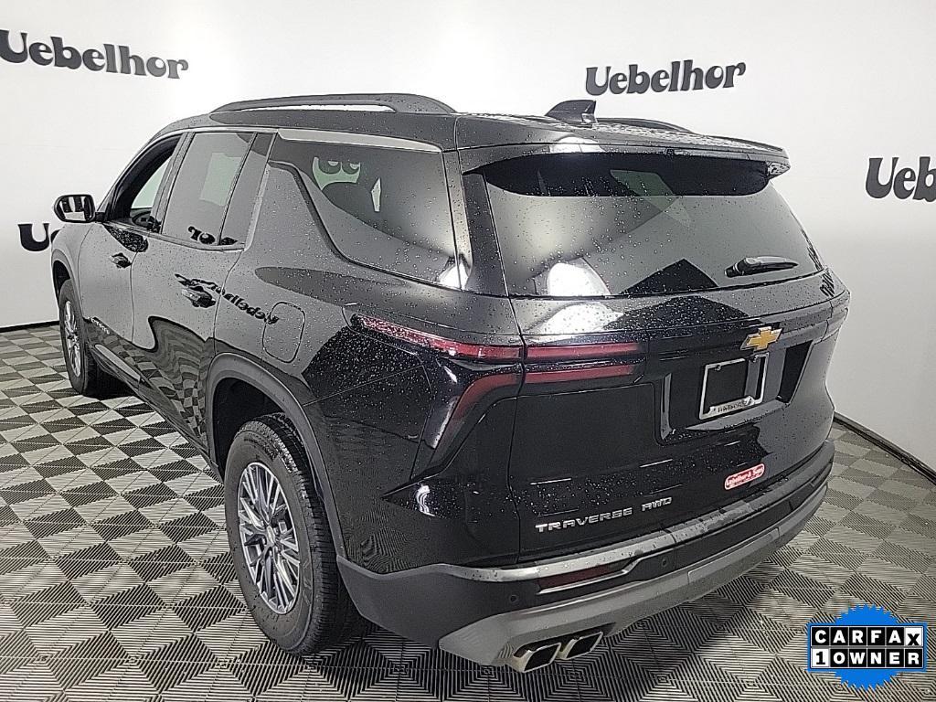 used 2025 Chevrolet Traverse car, priced at $39,995