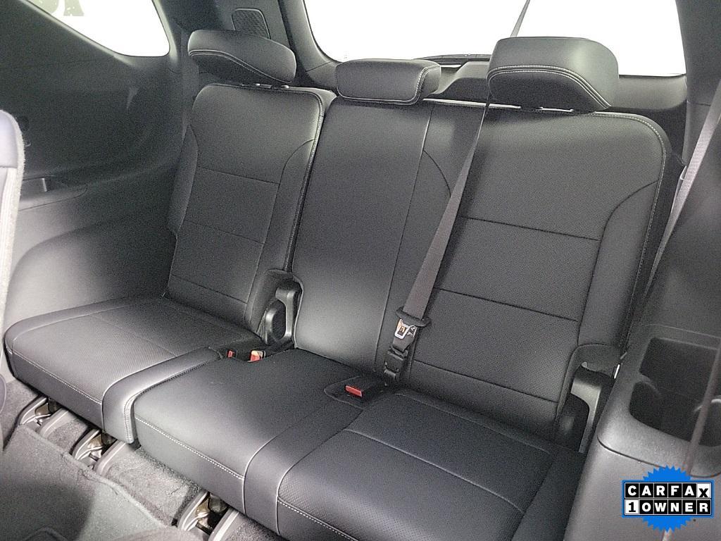 used 2025 Chevrolet Traverse car, priced at $39,995