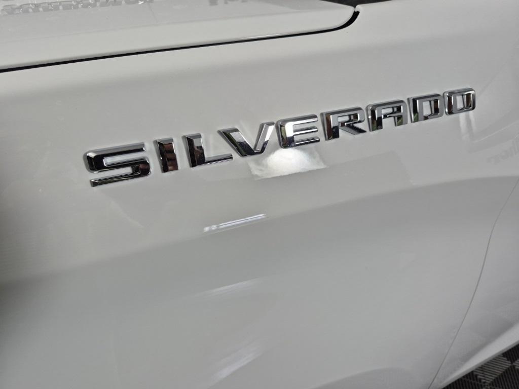 new 2025 Chevrolet Silverado 1500 car, priced at $40,870