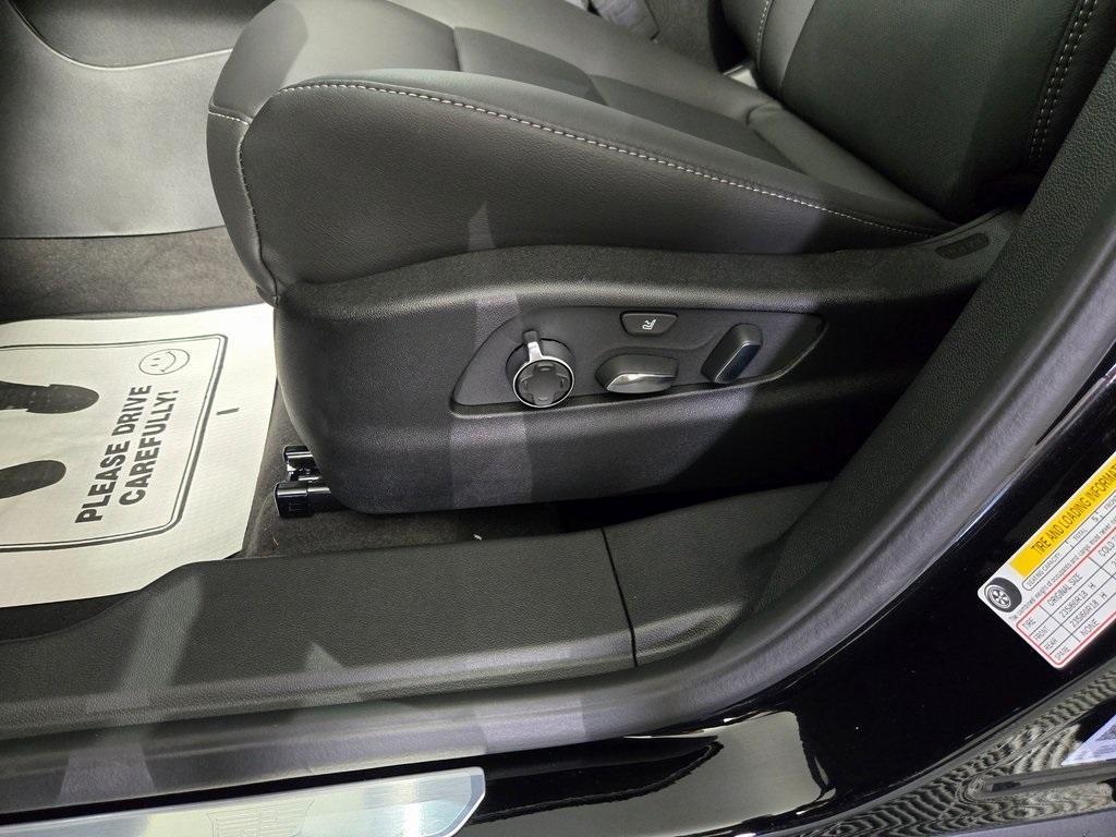 new 2025 Cadillac XT4 car, priced at $44,569