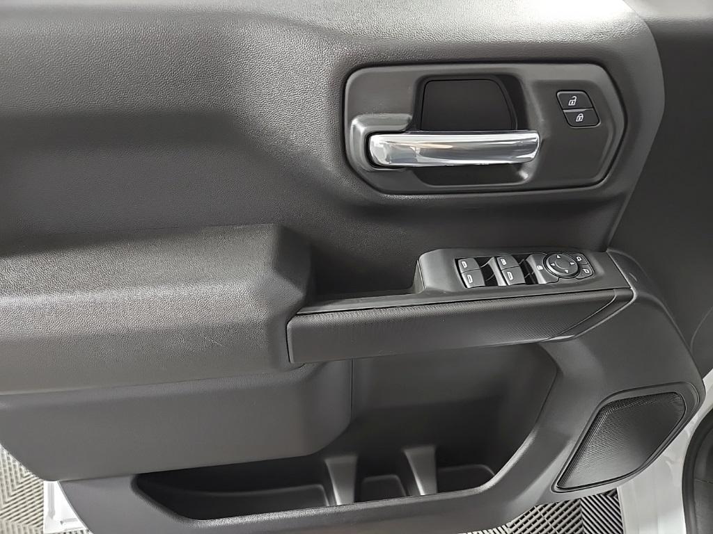 new 2025 Chevrolet Silverado 1500 car, priced at $46,945