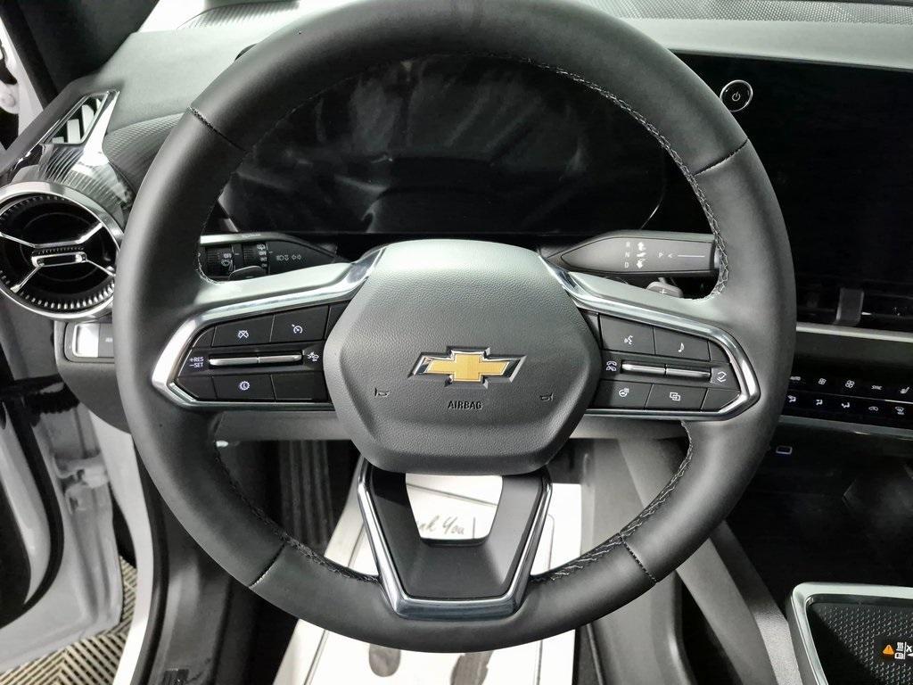 new 2026 Chevrolet Equinox car, priced at $33,850