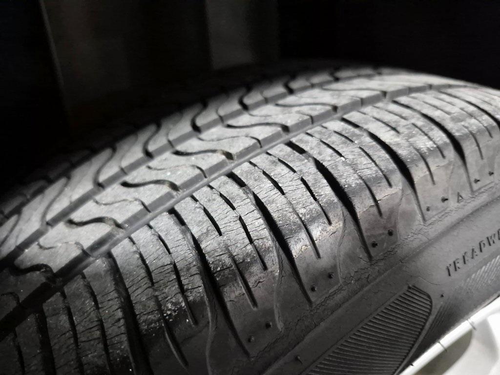 used 2014 Ford Escape car, priced at $12,995