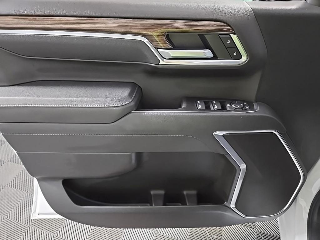 new 2025 Chevrolet Silverado 1500 car, priced at $55,776