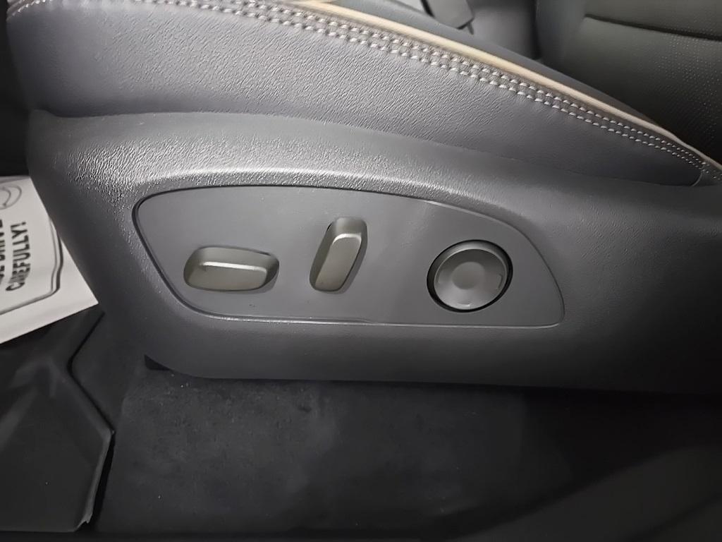 new 2025 Chevrolet Traverse car, priced at $57,435
