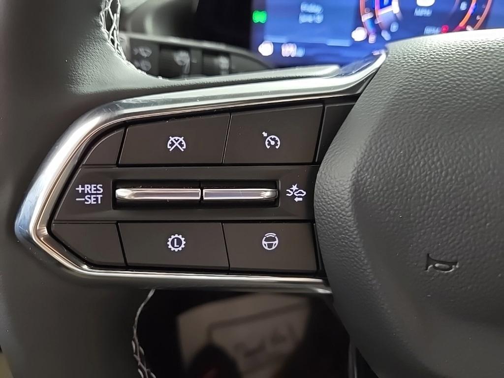 new 2025 Chevrolet Traverse car, priced at $57,435