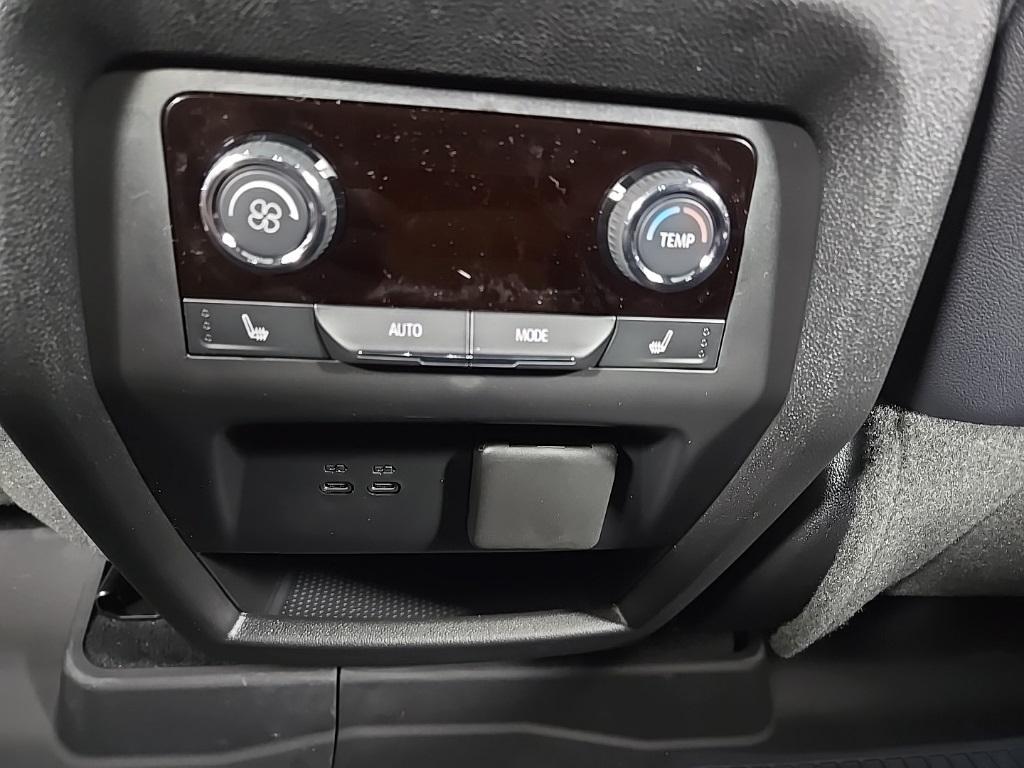 new 2025 Chevrolet Traverse car, priced at $57,435