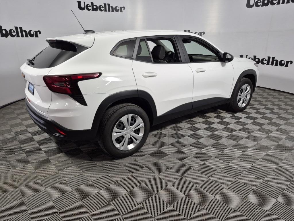 used 2025 Chevrolet Trax car, priced at $24,995